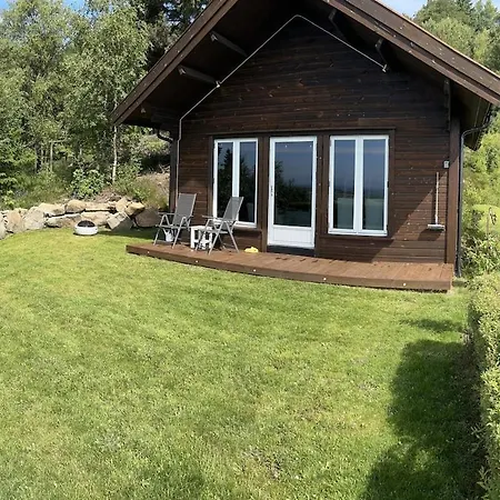 Rodlandsveien 8 * فارسوند